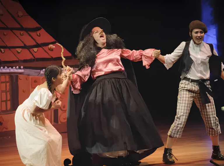 Hansel y Gretel de Engelbert Humperdinck (Ópera para niños en español)